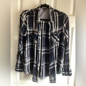 Lucky Brand M Navy and White Plaid Button-Up Shirt